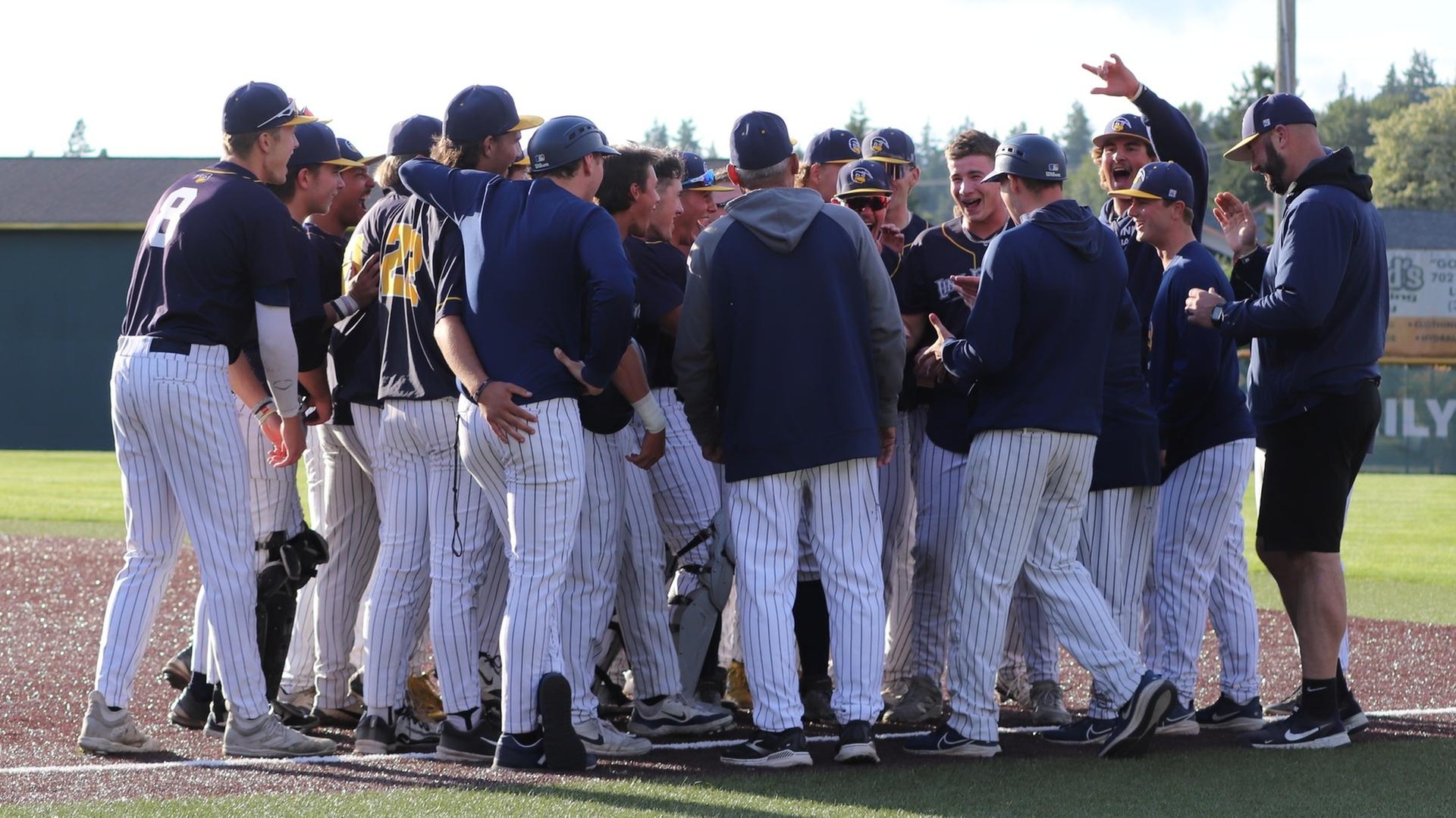 Roadrunners Rack Up Awards, Prepare for NWAC Championships